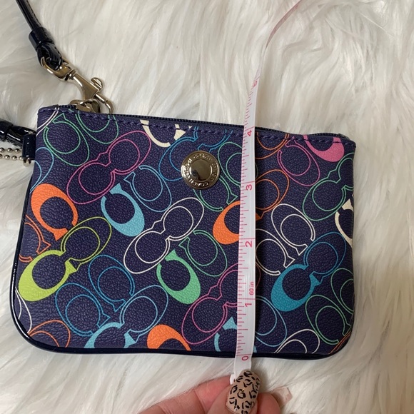 COACH WRISTLET - Picture 4 of 5